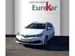 Wit Gebruikt 2016 Toyota Auris Stationwagen | € 16.990 (Eerlijke prijs)