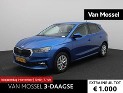 Blauw Gebruikt 2024 Skoda Fabia Business Line Hatchback | € 23.900 (Duur)