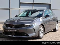 Grijs Gebruikt 2022 Opel Astra Edition Hatchback | € 17.940 (Eerlijke prijs)