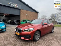 Oranje Gebruikt 2022 BMW 118 Executive Hatchback | € 21.500 (Super prijs)