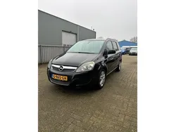 Zwart Gebruikt 2010 Opel Zafira Selection MPV | € 5.195 (Iets duurder)