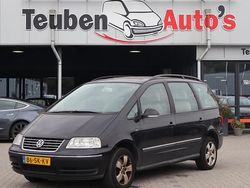 Zwart Gebruikt 2006 VW Sharan Comfortline MPV | € 3.395