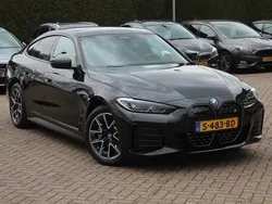 Zwart, metallic lak Gebruikt 2022 BMW i4 Executive Sedan | € 38.999 (Goede deal)