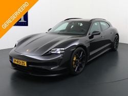 Zwart Gebruikt 2022 Porsche Taycan Sport Turismo Sedan | € 64.899 (Eerlijke prijs)