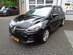 Zwart Gebruikt 2020 Renault Clio GrandTour LIMITED Stationwagen | € 8.999 (Goede deal)