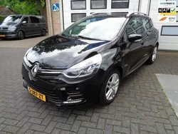 Zwart Gebruikt 2020 Renault Clio GrandTour LIMITED Stationwagen | € 9.750 (Goede deal)