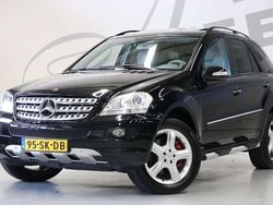 Zwart Gebruikt 2006 Mercedes ML500 SUV | € 15.950 (Duur)