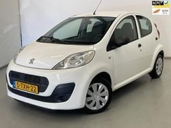 Wit Gebruikt 2014 Peugeot 107 Access Hatchback | € 2.599 (Eerlijke prijs)