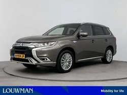 Bruin Gebruikt 2020 Mitsubishi Outlander P-HEV Instyle SUV | € 25.950 (Eerlijke prijs)