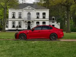 Rood Gebruikt 2017 Alfa Romeo Giulia Quadrifoglio Sedan | € 89.500