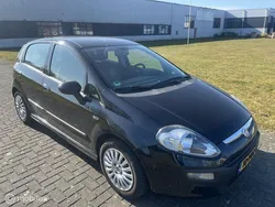 Zwart Gebruikt 2011 Fiat Punto Evo Dynamic Hatchback | € 2.249 (Eerlijke prijs)