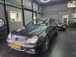 Grijs Gebruikt 2005 Mercedes C180 Coupé | € 2.599 (Eerlijke prijs)