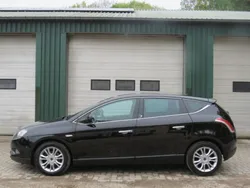 Zwart Gebruikt 2011 Lancia Delta Hatchback | € 3.950 (Eerlijke prijs)
