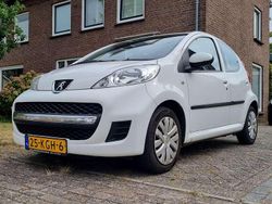 Wit Gebruikt 2009 Peugeot 107 Hatchback | € 3.150 (Eerlijke prijs)