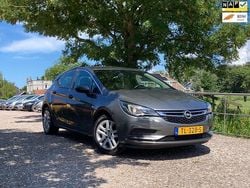 Grijs Gebruikt 2018 Opel Astra Business Hatchback | € 5.975 (Goede deal)
