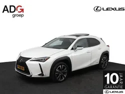 Wit Gebruikt 2020 Lexus UX 250h Executive Line SUV | € 33.450 (Iets duurder)