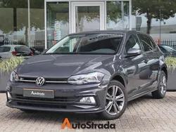 Grijs Gebruikt 2021 VW Polo R-line Hatchback | € 16.700 (Eerlijke prijs)