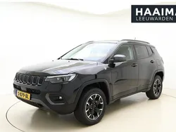 Zwart Gebruikt 2021 Jeep Compass Trailhawk SUV | € 25.950 (Iets duurder)