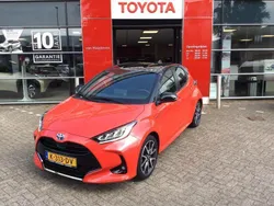 Rood Gebruikt 2020 Toyota Yaris Hybrid Edition Hatchback | € 20.950 (Eerlijke prijs)