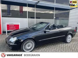 Zwart Gebruikt 2008 Mercedes CLK200 Avantgarde Cabriolet | € 13.450 (Eerlijke prijs)