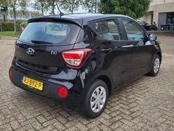 Zwart Gebruikt 2018 Hyundai i10 Comfort Hatchback | € 8.750 (Eerlijke prijs)