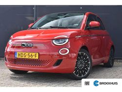 Rood Gebruikt 2025 Fiat 500e La Prima Hatchback | € 27.900 (Eerlijke prijs)