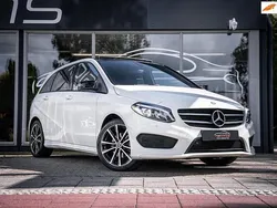 Wit Gebruikt 2016 Mercedes B180 AMG MPV | € 18.950 (Eerlijke prijs)