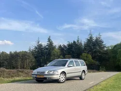 Grijs Gebruikt 2001 Volvo V70 Stationwagen | € 4.999 (Duur)
