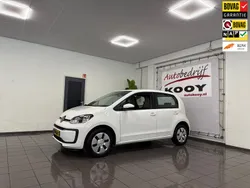 Wit Gebruikt 2017 VW up! move up! Hatchback | € 7.745 (Eerlijke prijs)