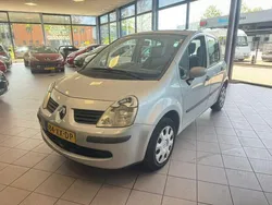 Grijs Gebruikt 2007 Renault Modus Dynamique MPV | € 1.995 (Eerlijke prijs)