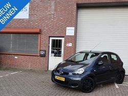 Grijs Gebruikt 2009 Toyota Aygo Hatchback | € 2.899 (Goede deal)