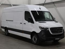 Wit Gebruikt 2022 Mercedes Sprinter Van | € 43.995 (Iets duurder)