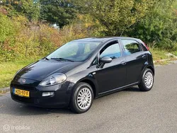 Zwart Gebruikt 2016 Fiat Punto Lounge Hatchback | € 5.555 (Eerlijke prijs)