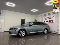 Grijs Gebruikt 2018 Skoda Superb Business Line Stationwagen | € 20.770 (Eerlijke prijs)