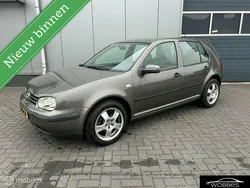 Grijs Gebruikt 2002 VW Golf IV Hatchback | € 3.499