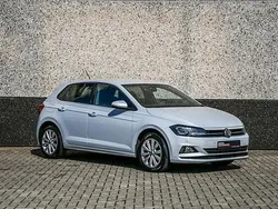 Wit Gebruikt 2018 VW Polo Highline Hatchback | € 9.995 (Duur)
