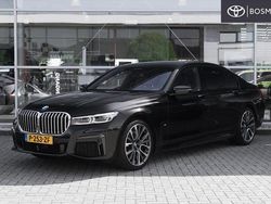 Zwart Gebruikt 2022 BMW 750L Executive Sedan | € 97.950