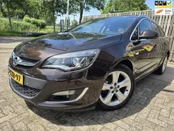 Bruin Gebruikt 2012 Opel Astra Sport Stationwagen | € 5.499 (Eerlijke prijs)