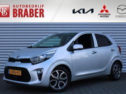 Grijs, metallic lak Gebruikt 2021 Kia Picanto Hatchback | € 13.950 (Eerlijke prijs)