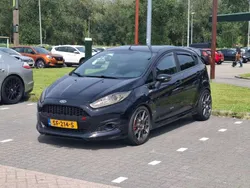 Zwart Gebruikt 2017 Ford Fiesta Hatchback | € 8.200 (Eerlijke prijs)