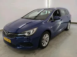 Blauw Gebruikt 2020 Opel Astra Elegance Stationwagen | € 12.900 (Goede deal)
