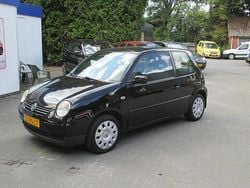 Zwart Gebruikt 2005 VW Lupo Hatchback | € 1.695 (Iets duurder)
