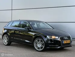 Zwart Gebruikt 2014 Audi A3 Sportback g-tron Attraction Sedan | € 7.950 (Goede deal)