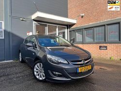Grijs Gebruikt 2012 Opel Astra Cosmo Hatchback | € 6.250 (Iets duurder)