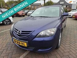 Blauw Gebruikt 2005 Mazda 3 Inclusive Hatchback | € 1.999 (Eerlijke prijs)