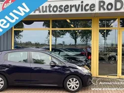 Blauw Gebruikt 2018 Peugeot 208 Hatchback | € 8.750 (Goede deal)