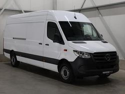 Wit Gebruikt 2024 Mercedes Sprinter Van | € 42.995 (Duur)