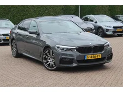 Grijs, metallic lak Gebruikt 2020 BMW 530 Executive Sedan | € 32.950 (Eerlijke prijs)