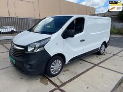 Wit Gebruikt 2015 Opel Vivaro Van | € 6.499 (Eerlijke prijs)