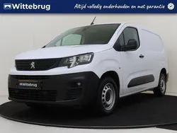Wit Gebruikt 2023 Peugeot Partner S MPV | € 15.425 (Eerlijke prijs)